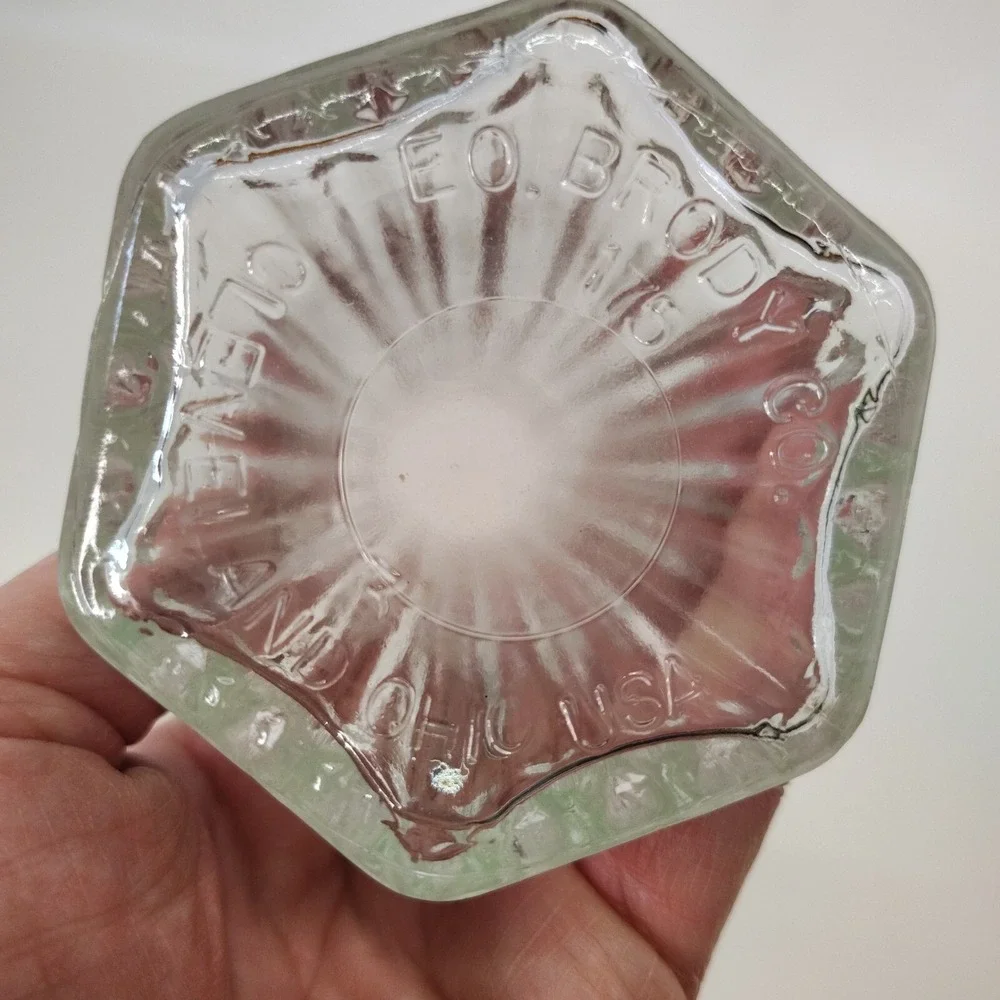 EO BRODY Bud Vase Ribbed Glass Floral Vase Table Decor 6